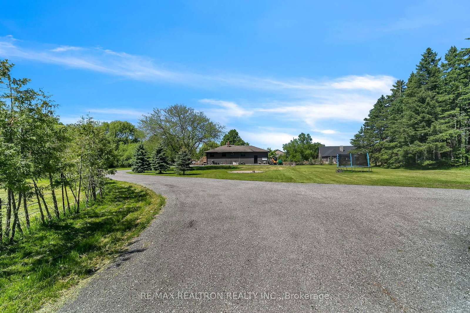 18367 Keele Street • King, ON photo 25