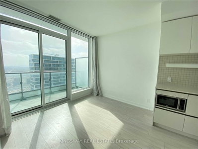 Unit PH05 — 898 PORTAGE Parkway — more photos