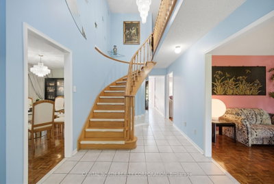 168 Valleyway Crescent — photo 4