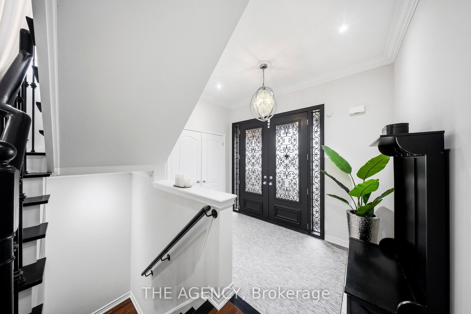 36 Zoran Lane • Vaughan, ON photo 5