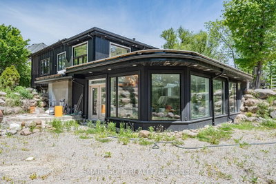 4-bed Detached House · 7602 Reesor Rd