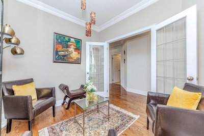 651 Via Romano Boulevard • Vaughan, ON photo 4