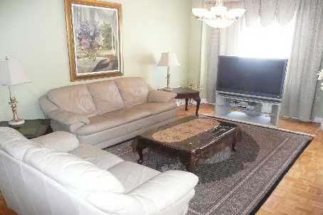 3 Amaryllis Ave, Richmond Hill, L4E3T7 | Image 2