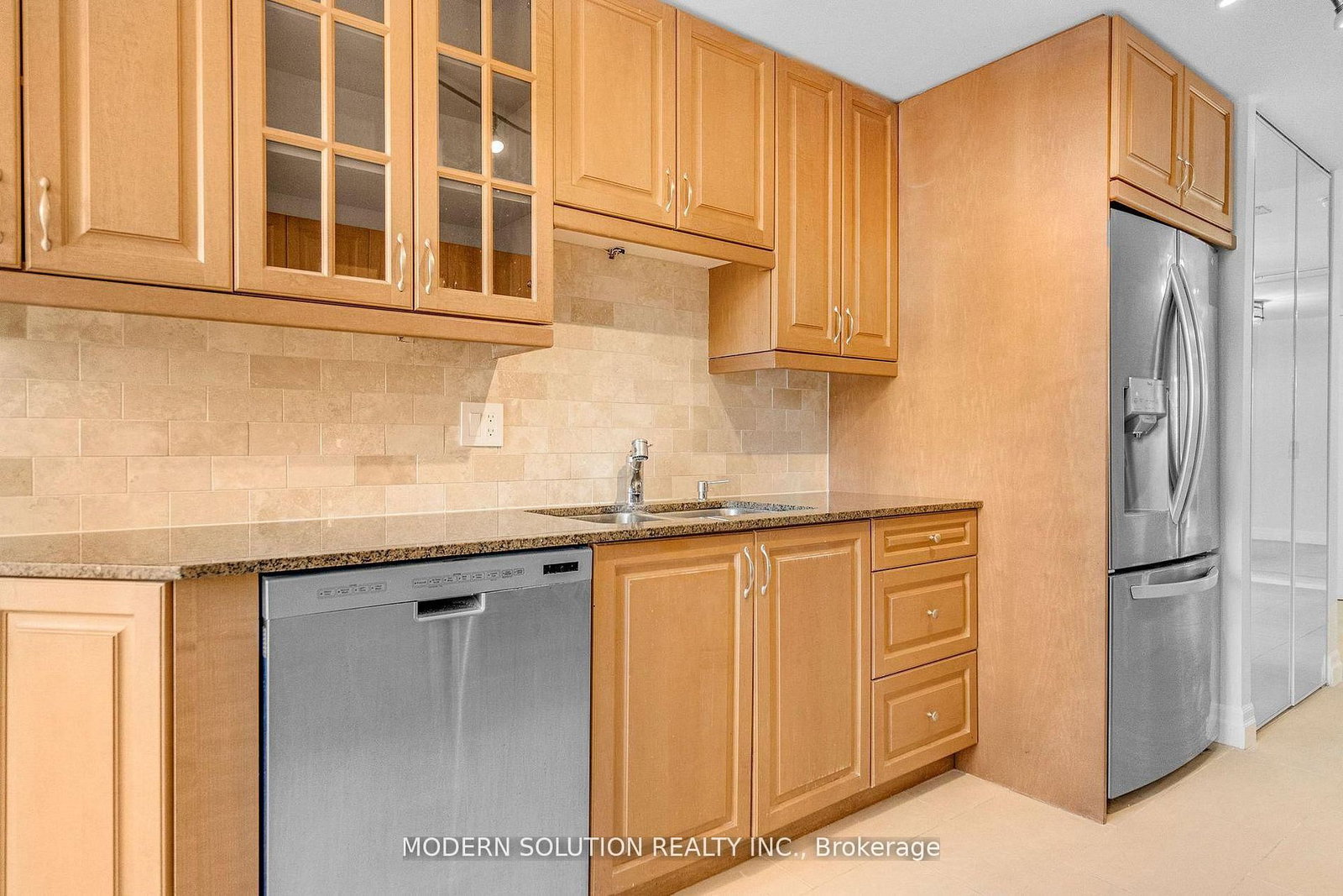 32 Clarissa Drive • #426 • Richmond Hill, ON photo 20