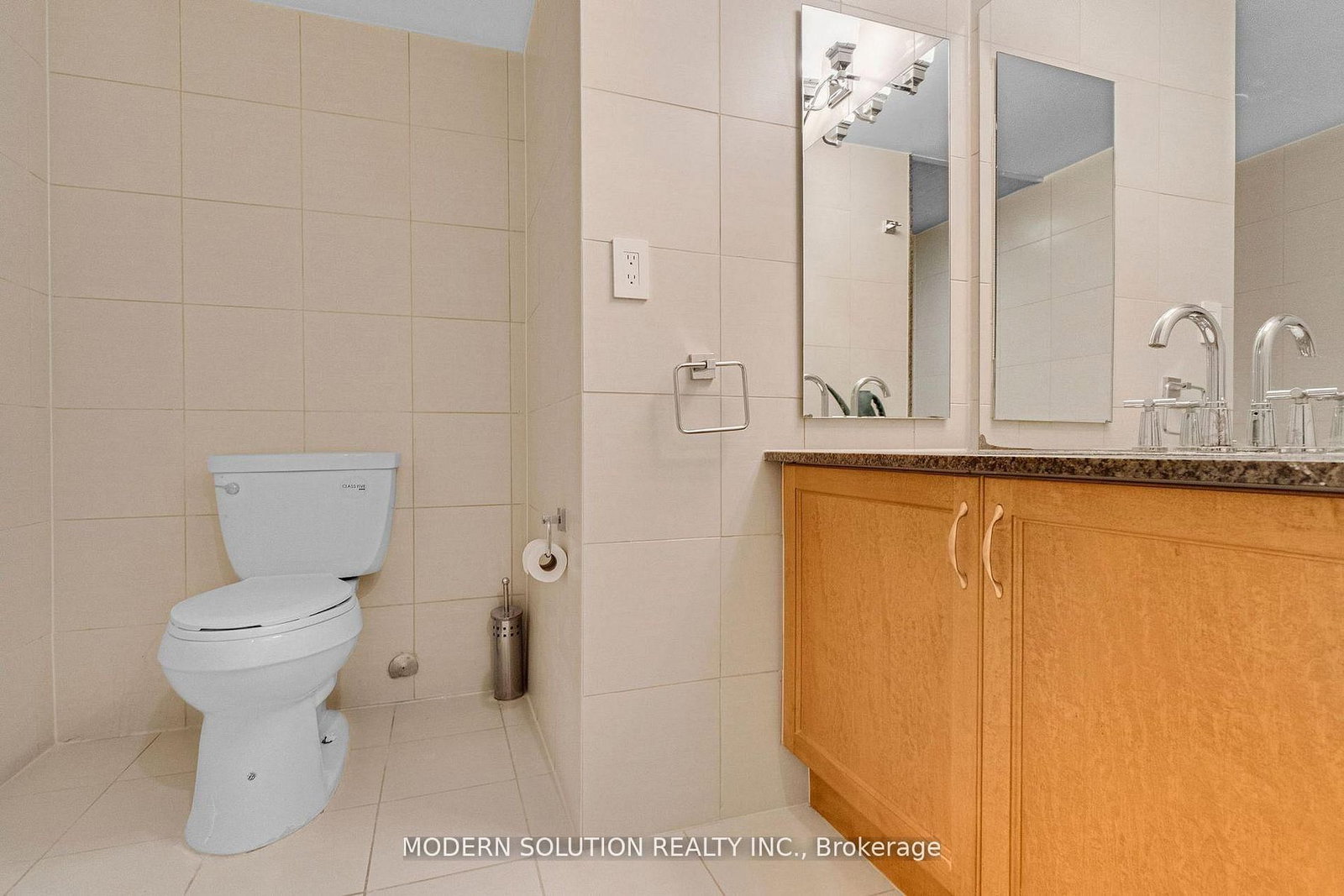 32 Clarissa Drive • #426 • Richmond Hill, ON photo 35