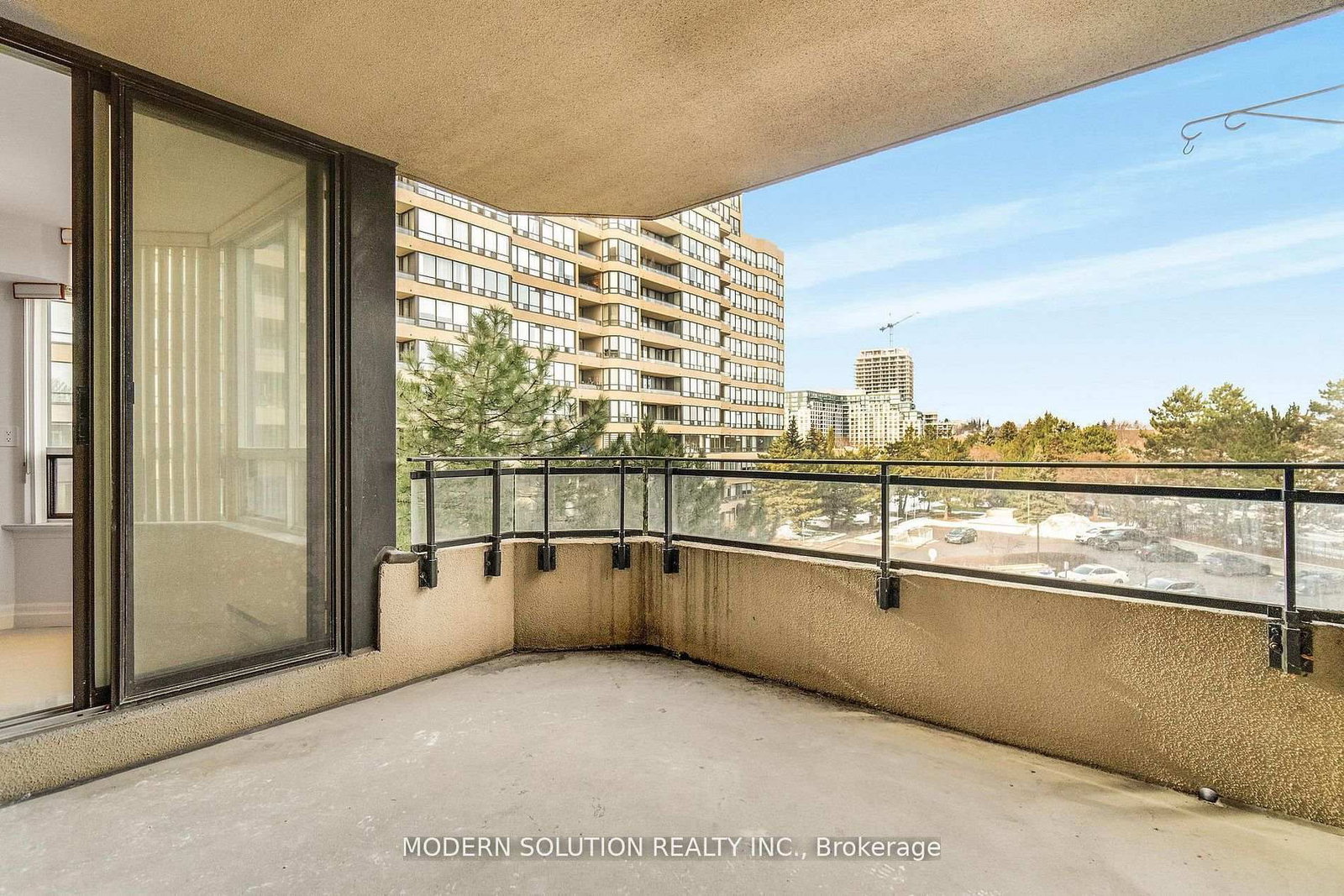 32 Clarissa Drive • #426 • Richmond Hill, ON photo 38