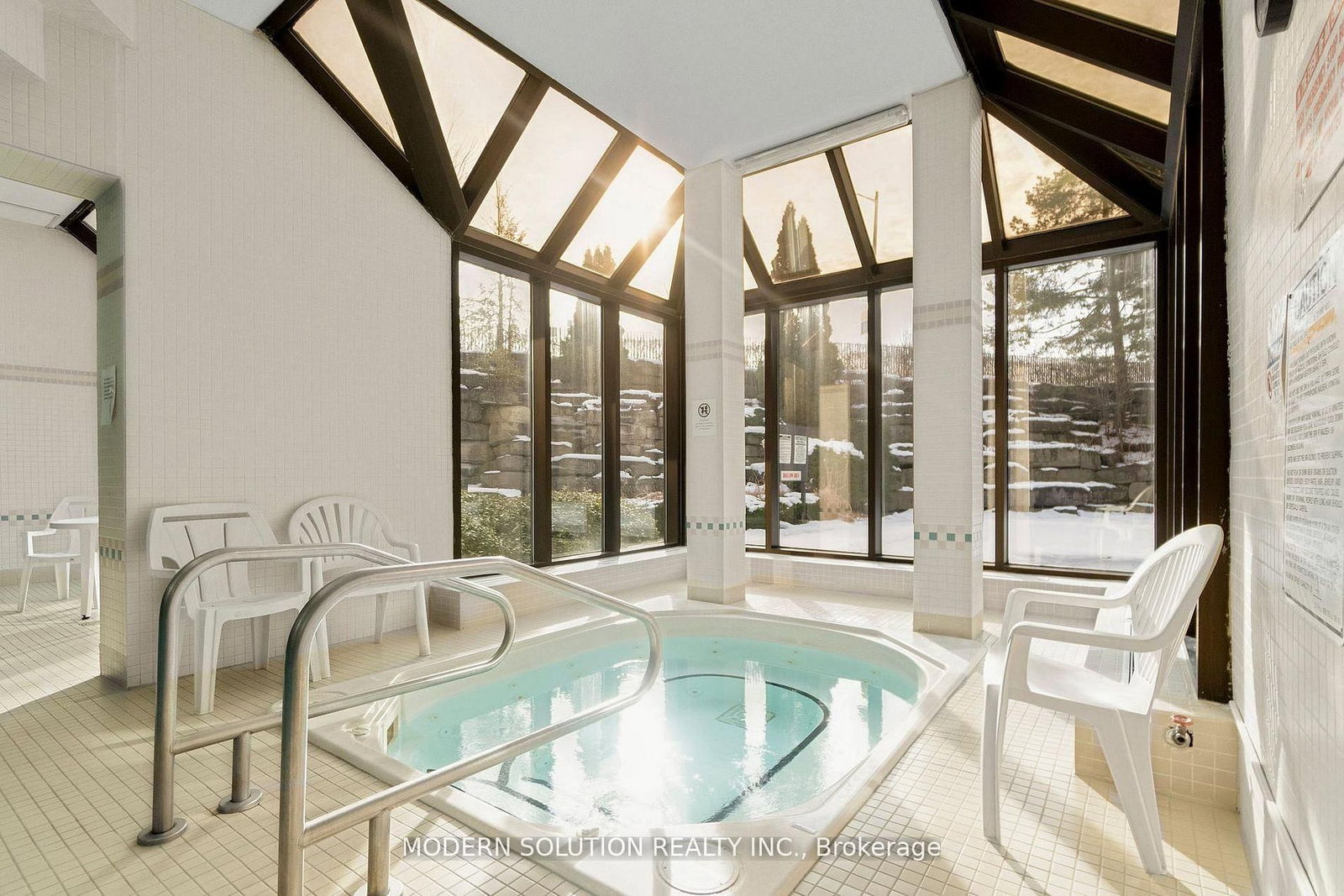 32 Clarissa Drive • #426 • Richmond Hill, ON photo 42