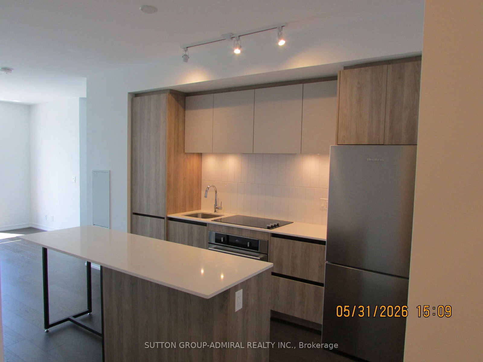 8 Beverley Glen Boulevard • #414 • Vaughan, ON photo 7