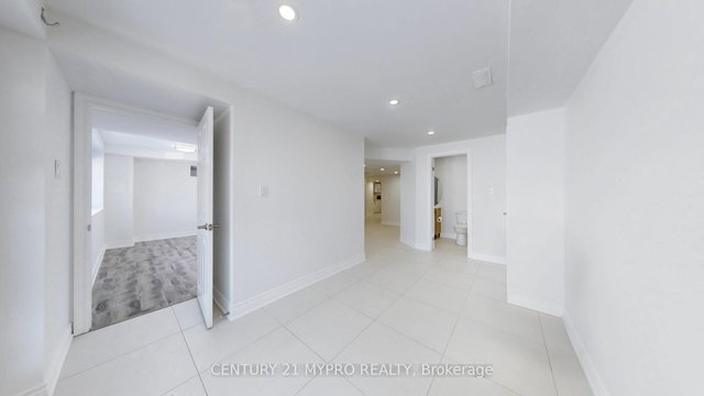 BSMT - 13 Manor Glen Crescent