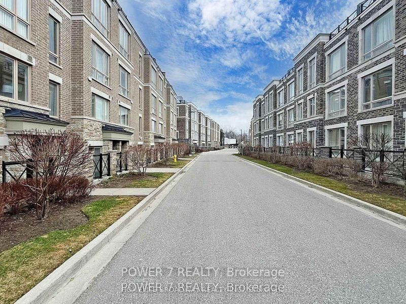 30 Dunsheath Way • #509 • Markham, ON photo 4