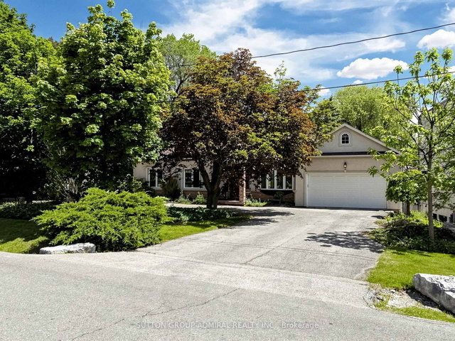 3 Raymond Drive