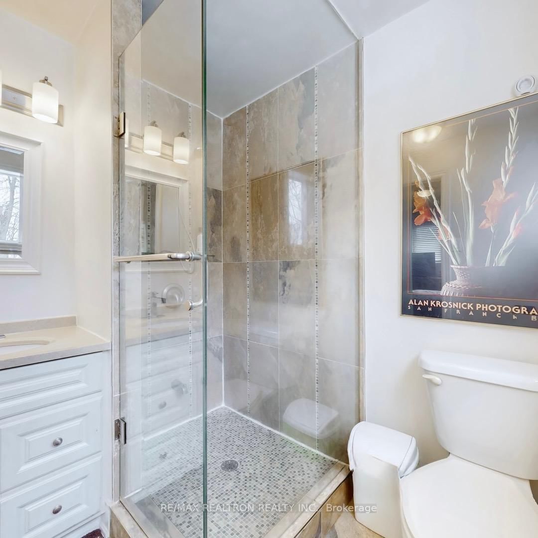 22305 Kennedy Road • East Gwillimbury, ON photo 12