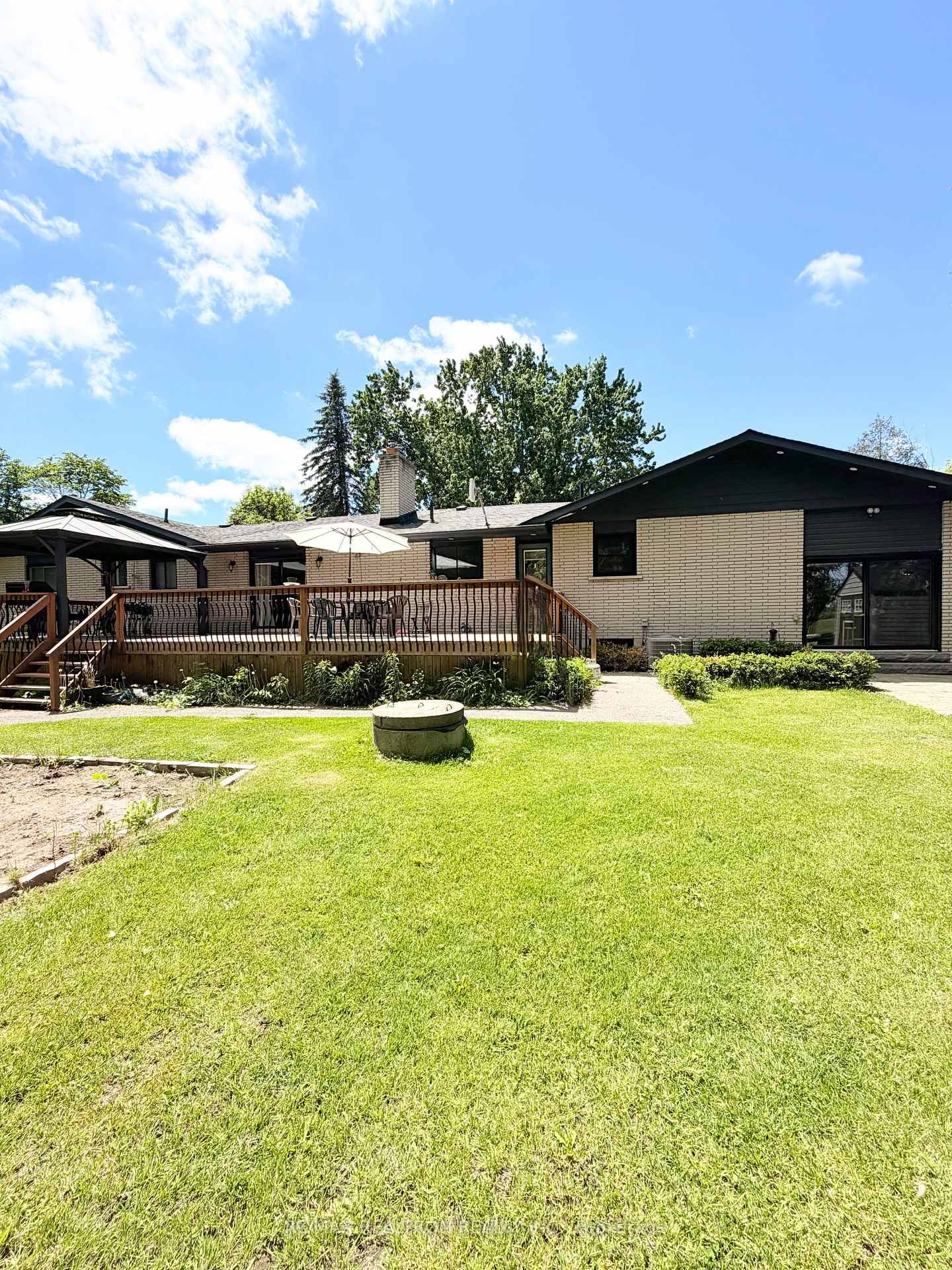 22305 Kennedy Road • East Gwillimbury, ON photo 29