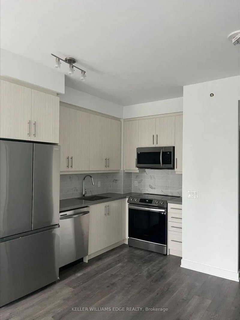 401 - 105 Oneida Crescent