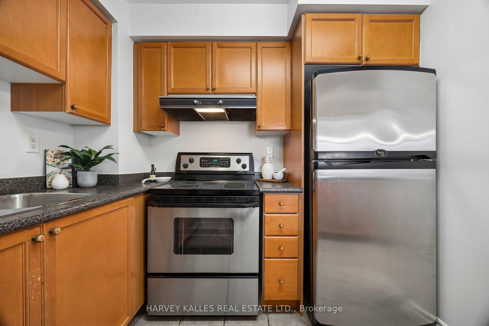 745 New Westminster Drive • #302 • Vaughan, ON photo 21