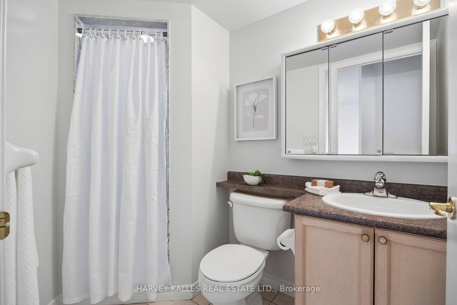 745 New Westminster Drive • #302 • Vaughan, ON photo 32