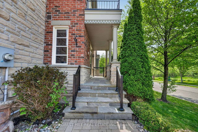 320 William Dunn Crescent