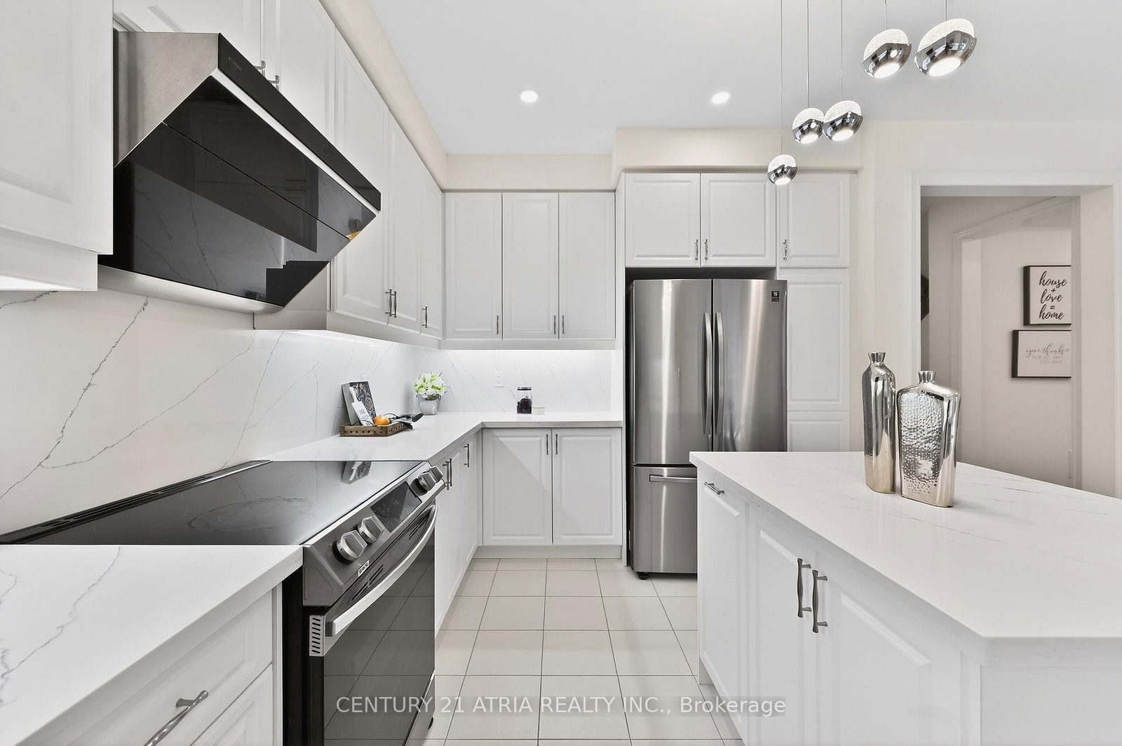 8 Fallharvest Way • Whitchurch-Stouffville, ON photo 17