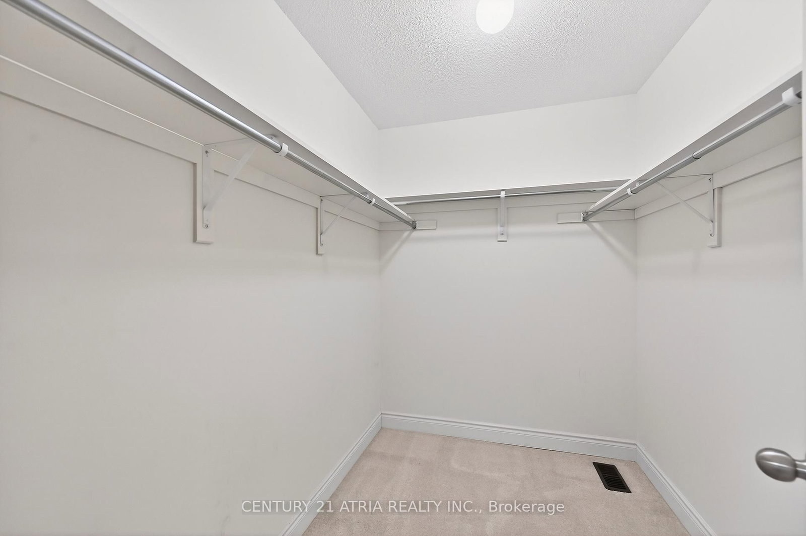 8 Fallharvest Way • Whitchurch-Stouffville, ON photo 31
