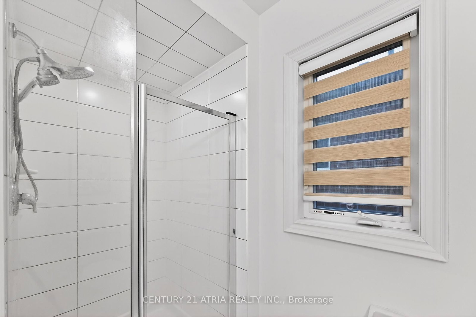 8 Fallharvest Way • Whitchurch-Stouffville, ON photo 34