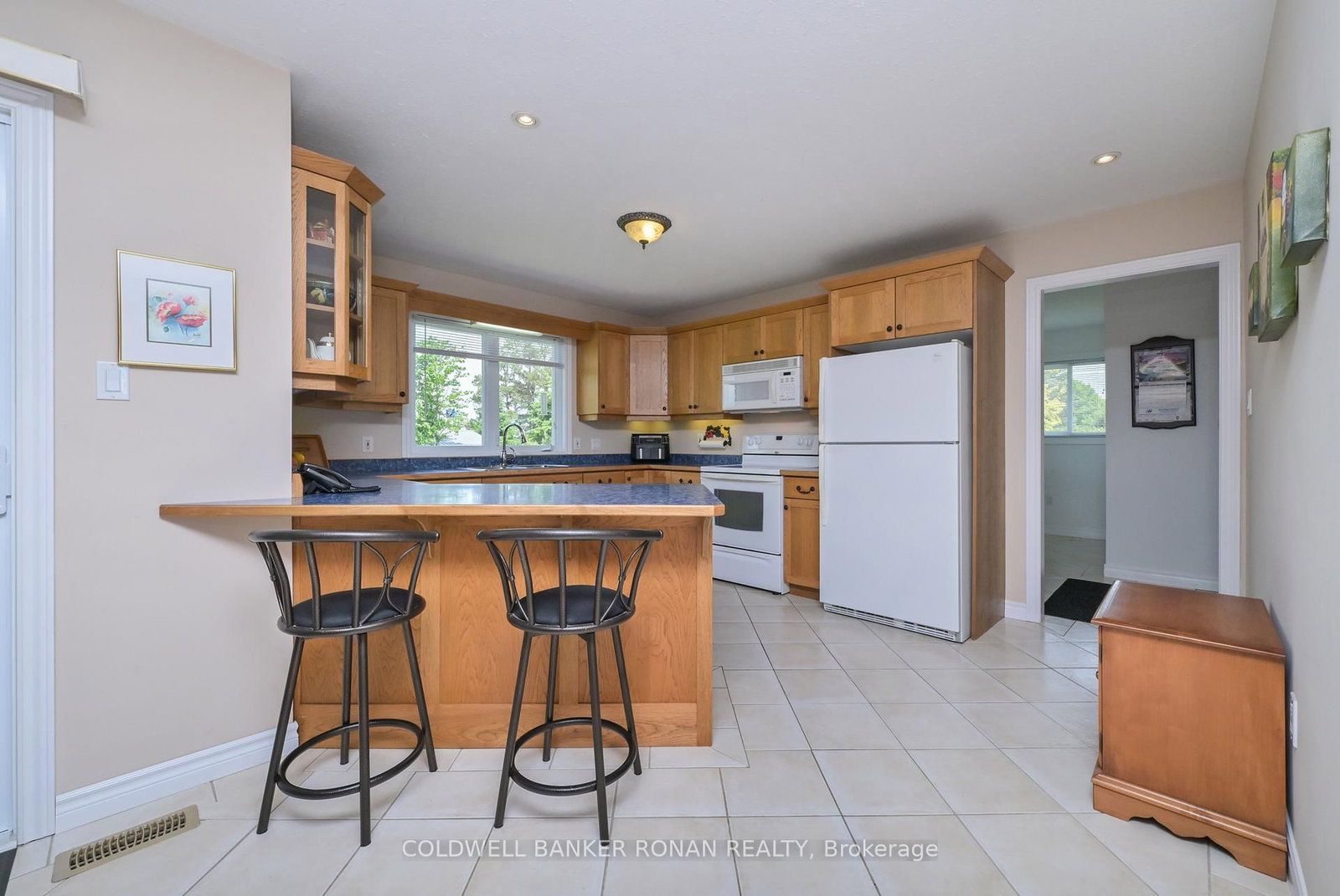 28 Fisher Drive • Adjala-Tosorontio, ON photo 5