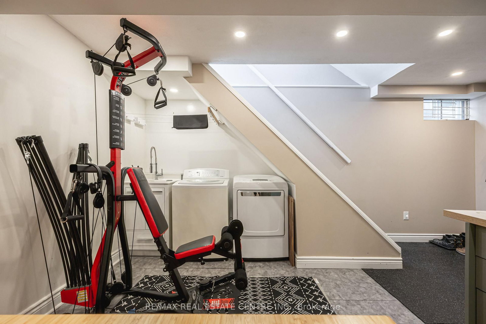Detached House for lease at Bsmt-54 Gray Crescent, Richmond Hill, Ontario, L4C 5V5 - North Richvale - MLS: N13416632