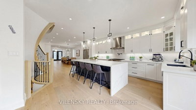 5-bed Detached House · 146 Valley Vista Dr