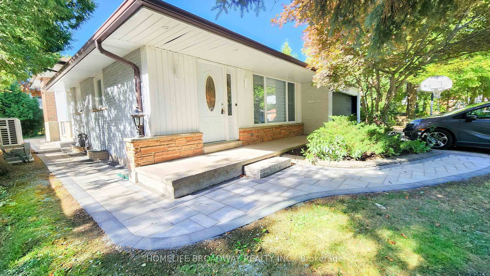 23 Southdale Drive • Markham, ON photo 32