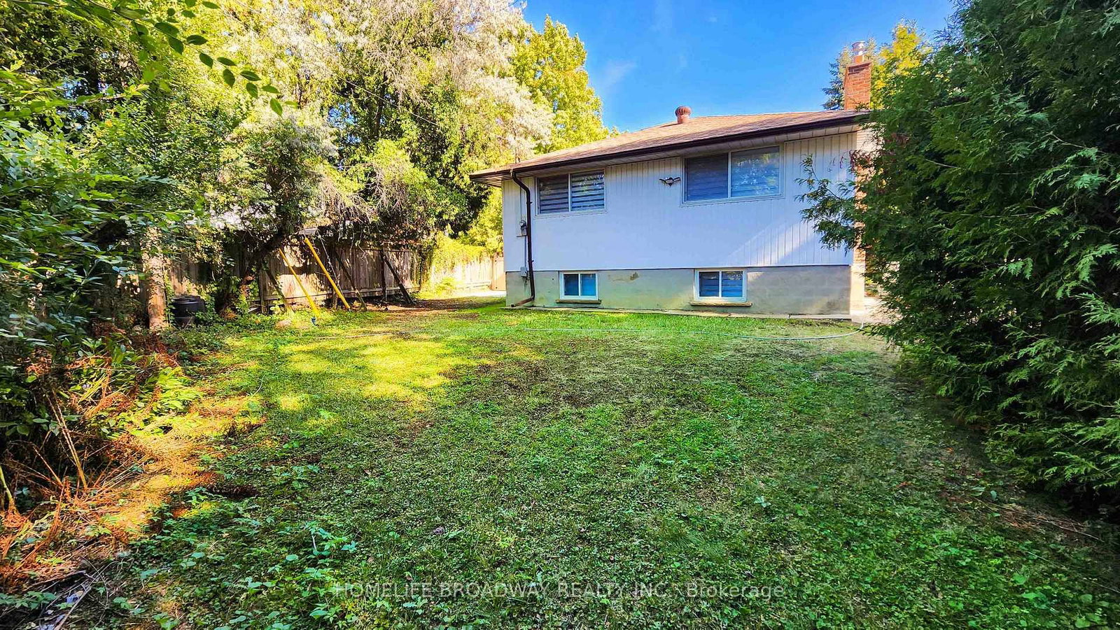 23 Southdale Drive • Markham, ON photo 33