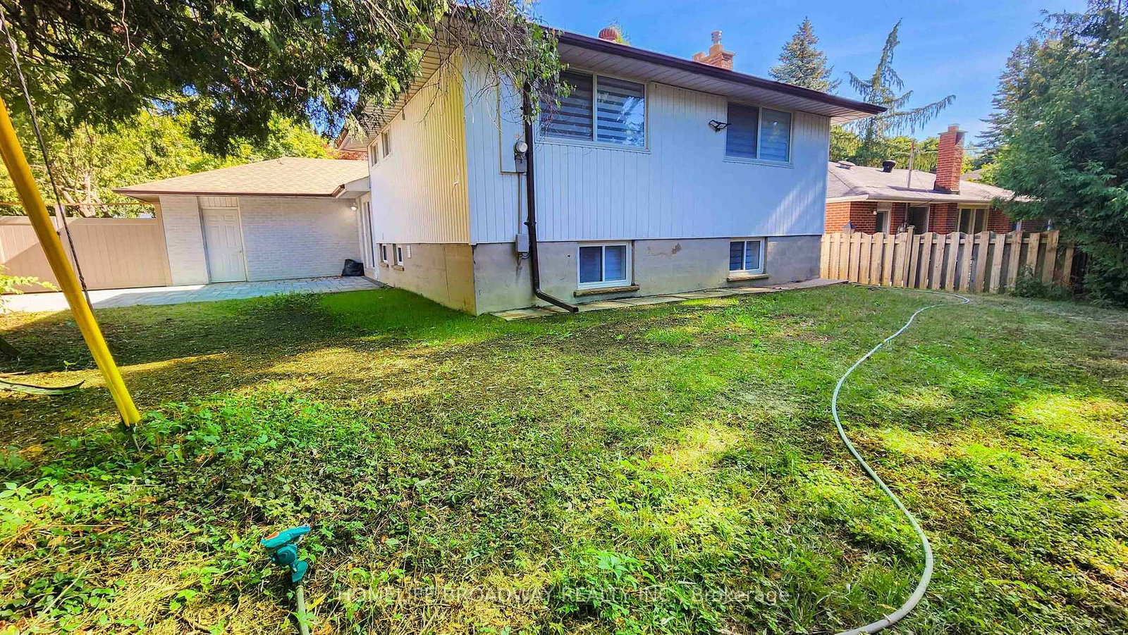 23 Southdale Drive • Markham, ON photo 34