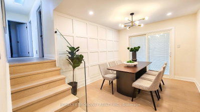 23 Southdale Drive • Markham, ON photo 9
