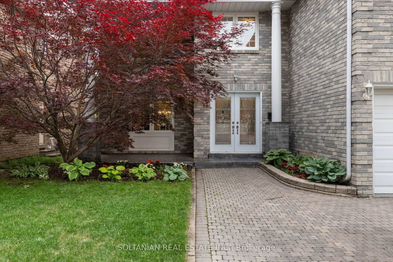 28 Dunvegan Drive