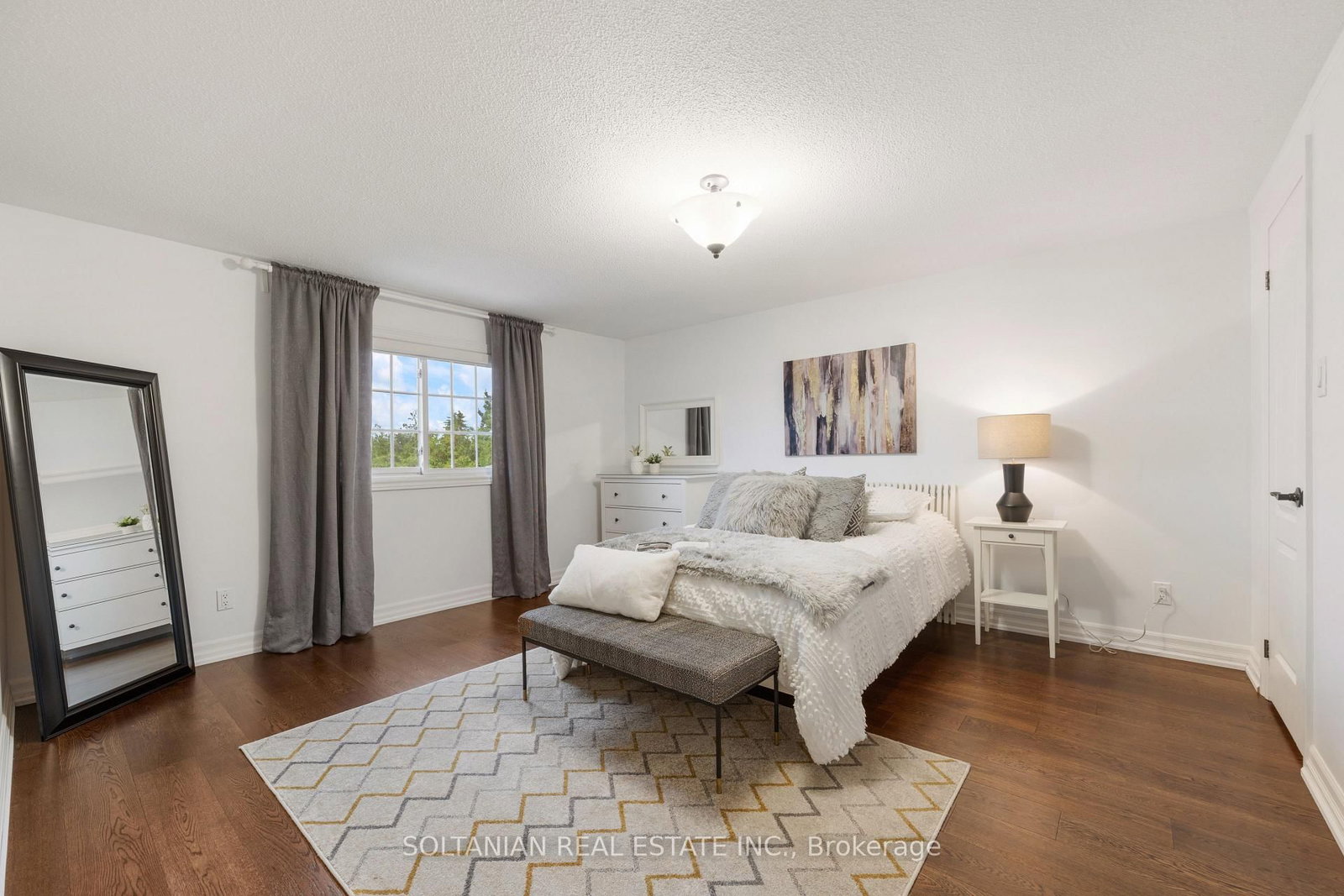 28 Dunvegan Drive • Richmond Hill, ON photo 26