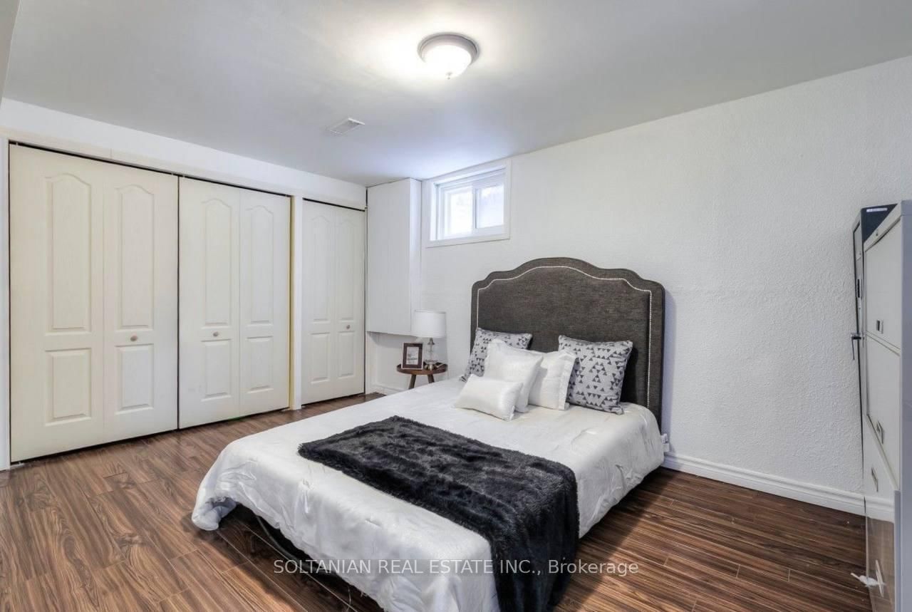 28 Dunvegan Drive • Richmond Hill, ON photo 35