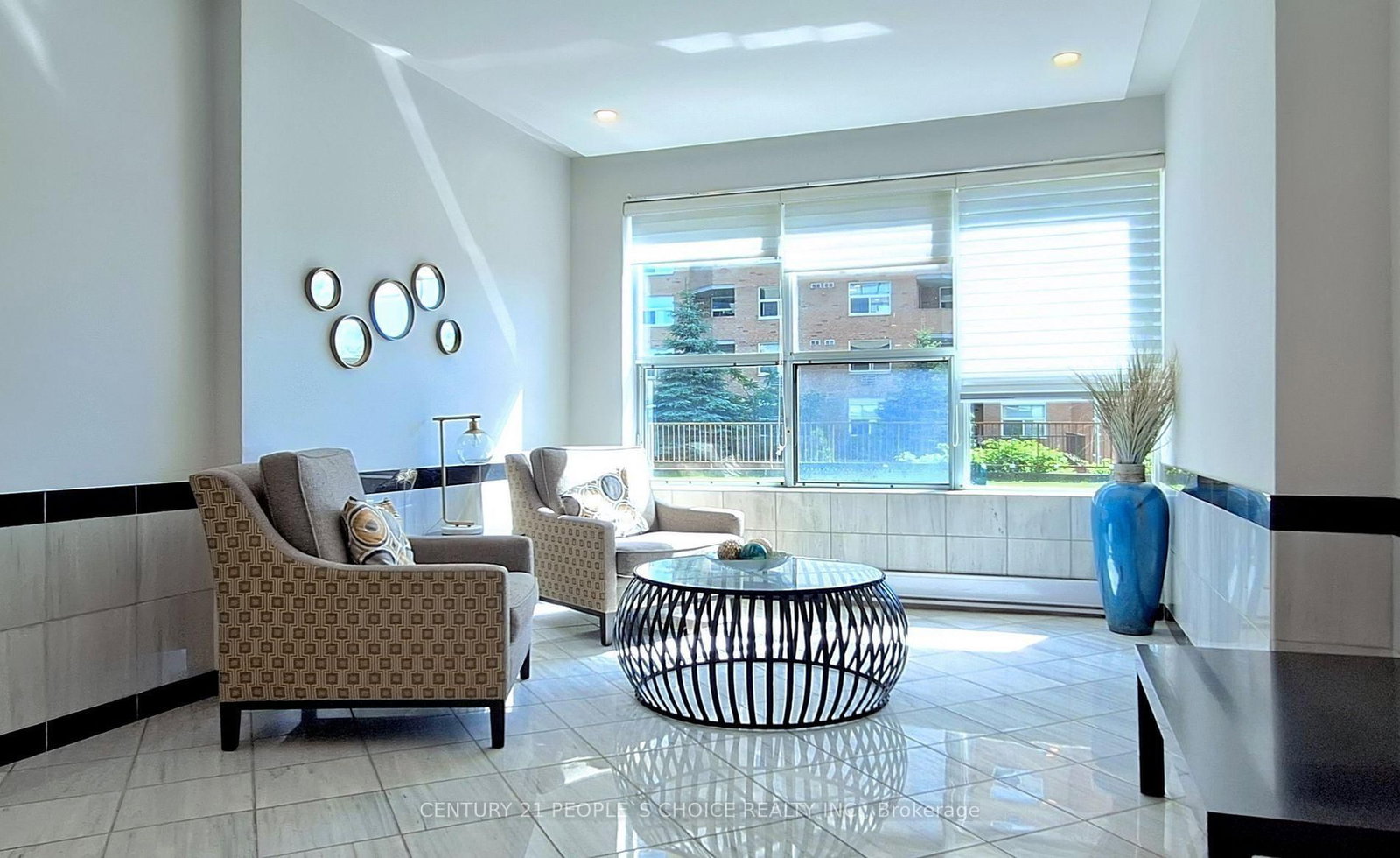 250 Davis Drive • #909 • Newmarket, ON photo 36