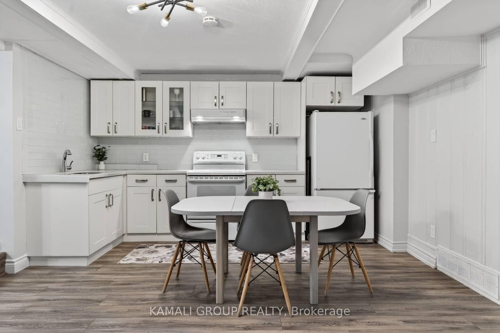 61 Lawnwood Court • Richmond Hill, ON photo 33