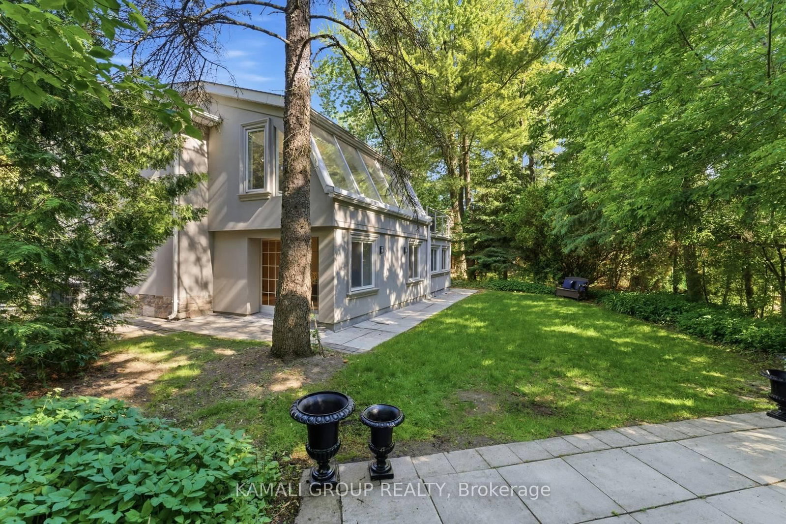 61 Lawnwood Court • Richmond Hill, ON photo 44