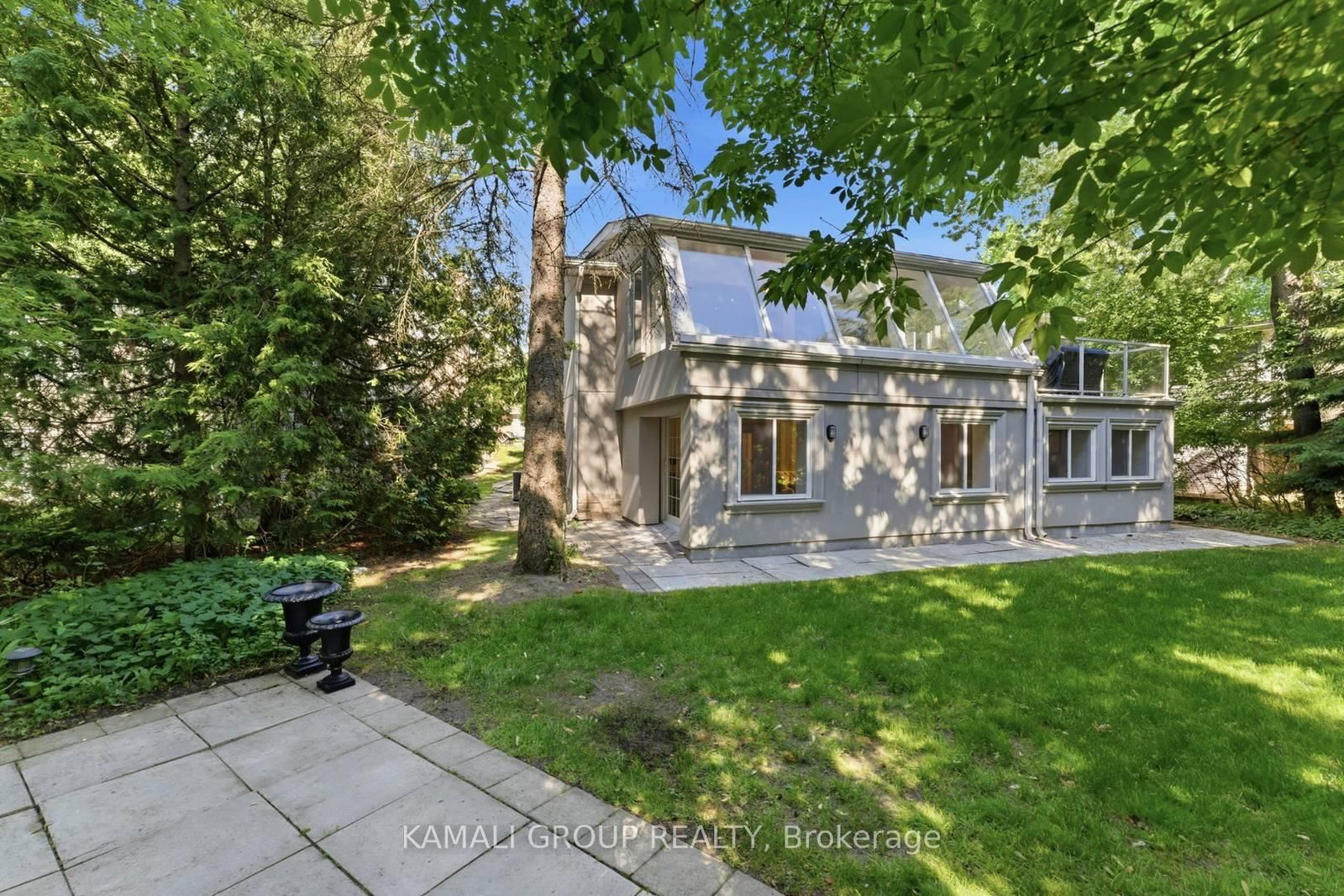61 Lawnwood Court • Richmond Hill, ON photo 45