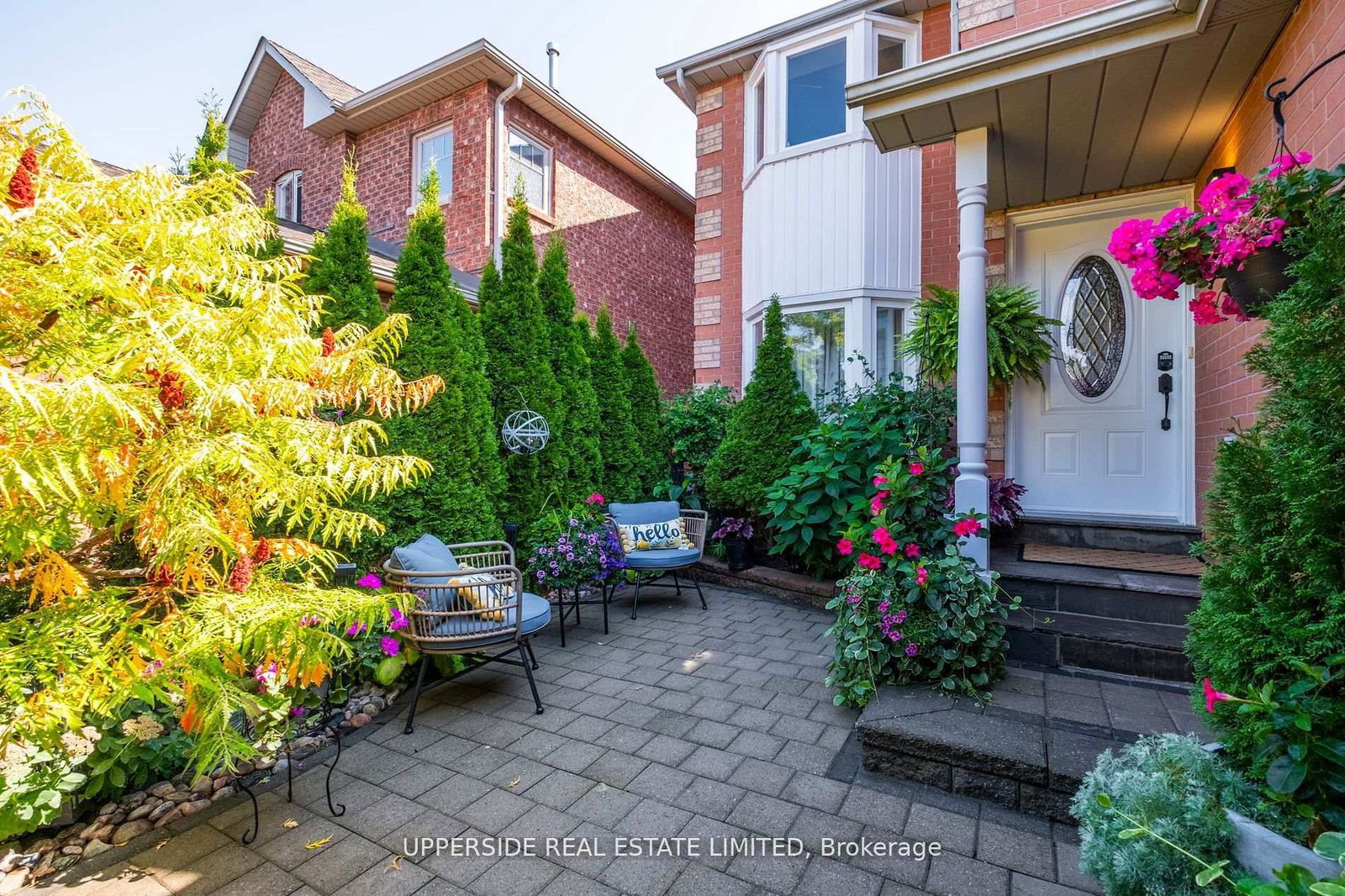 167 Covent Crescent, Aurora, ON, photo 2