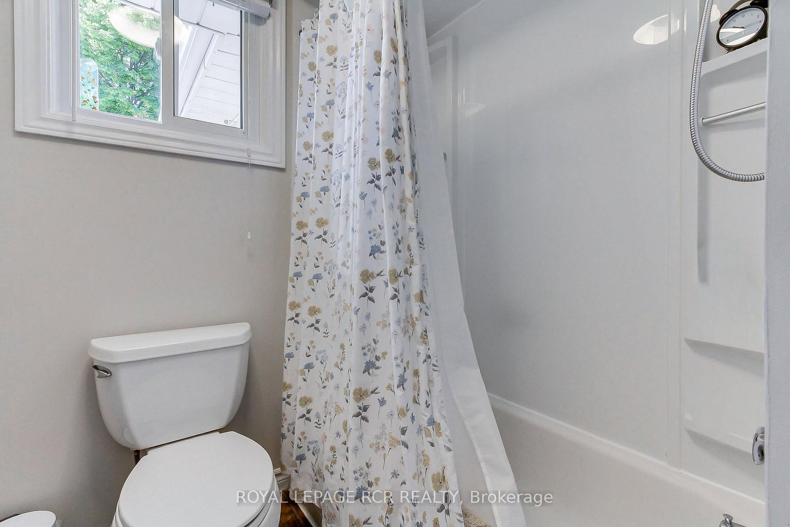 491 Maplegrove Avenue • Bradford West Gwillimbury, ON photo 32