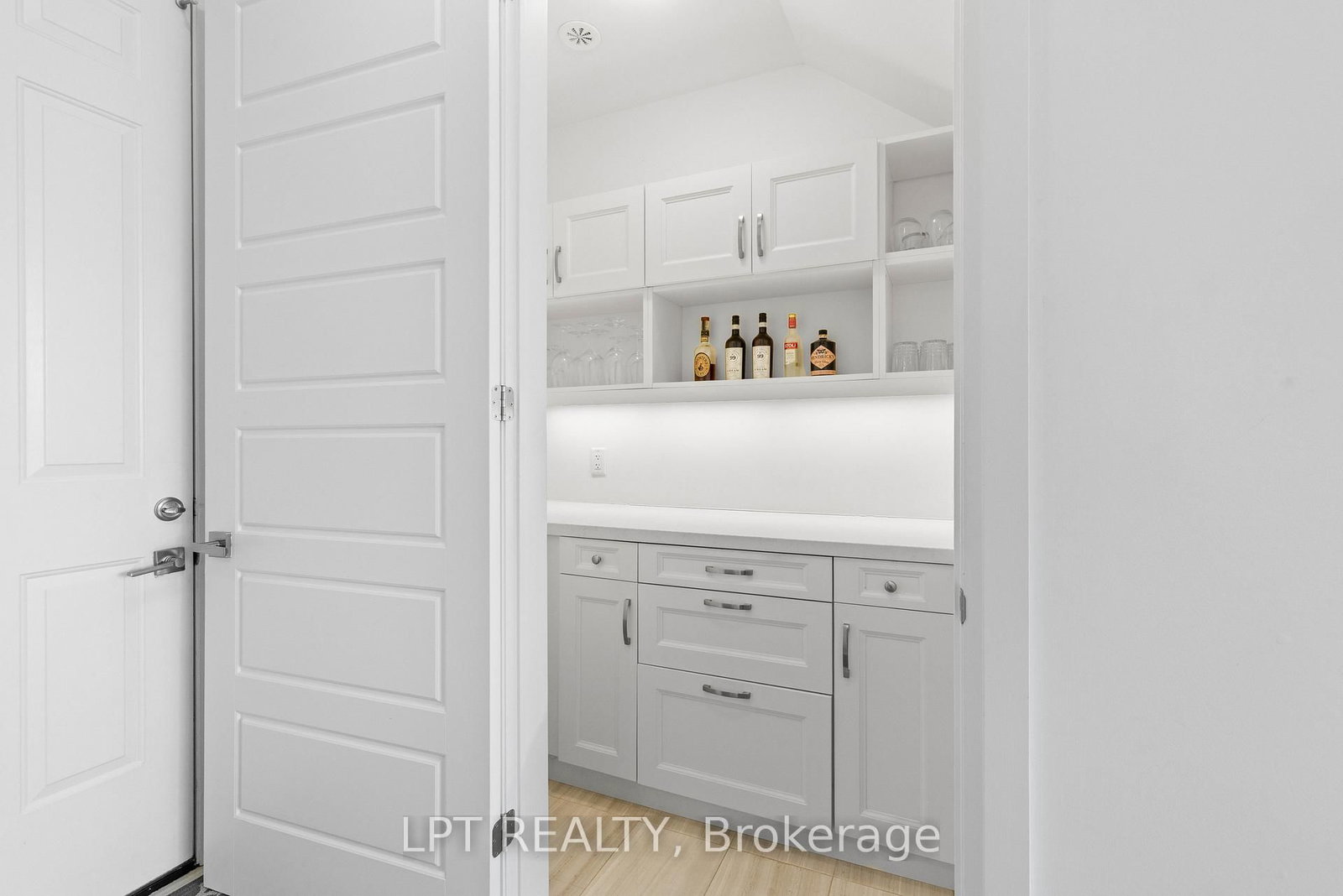 3661 Riva Avenue • Innisfil, ON photo 15