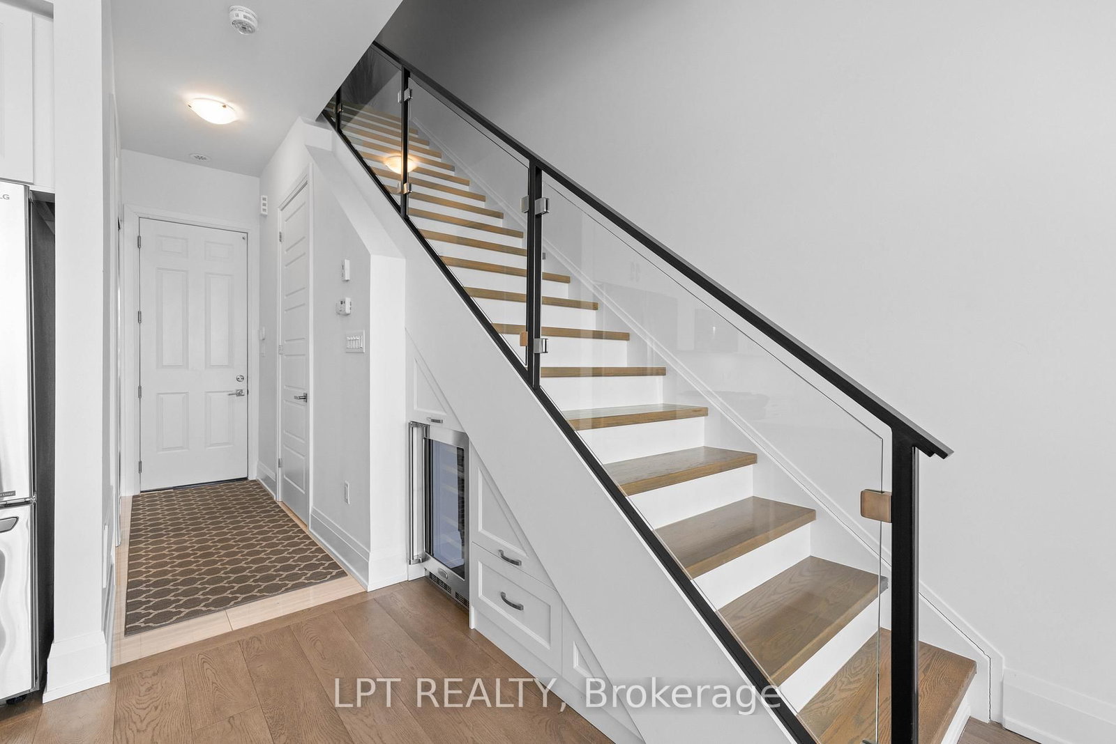 3661 Riva Avenue • Innisfil, ON photo 18