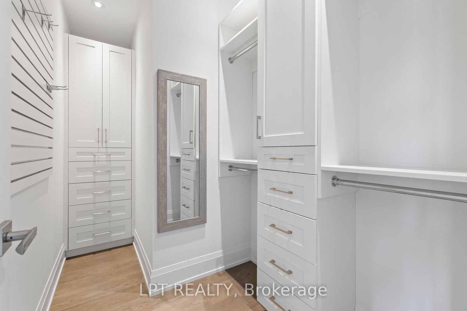 3661 Riva Avenue • Innisfil, ON photo 25