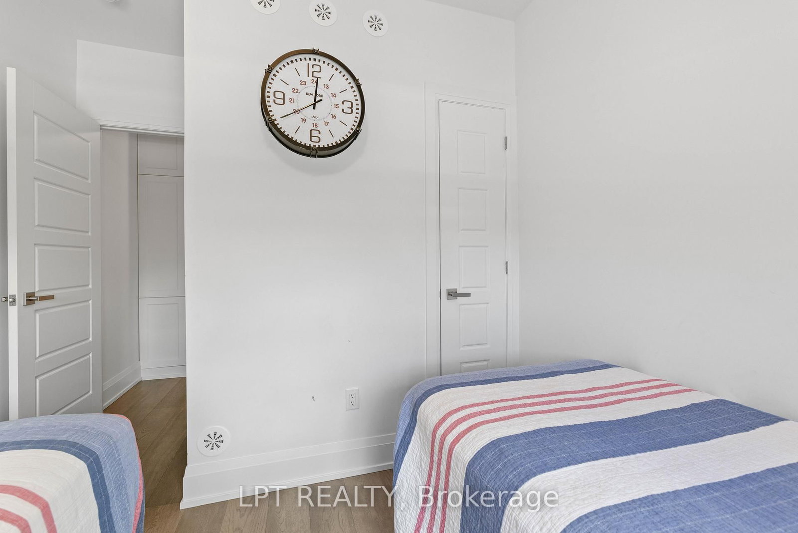 3661 Riva Avenue • Innisfil, ON photo 31