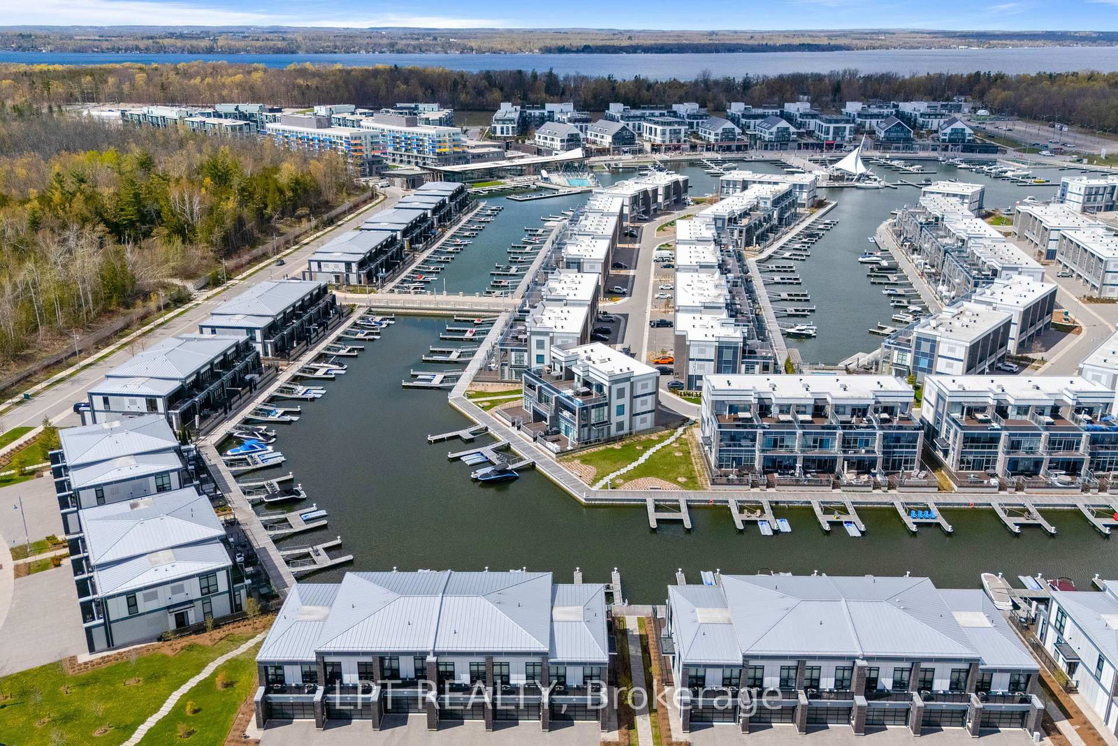 3661 Riva Avenue • Innisfil, ON photo 42