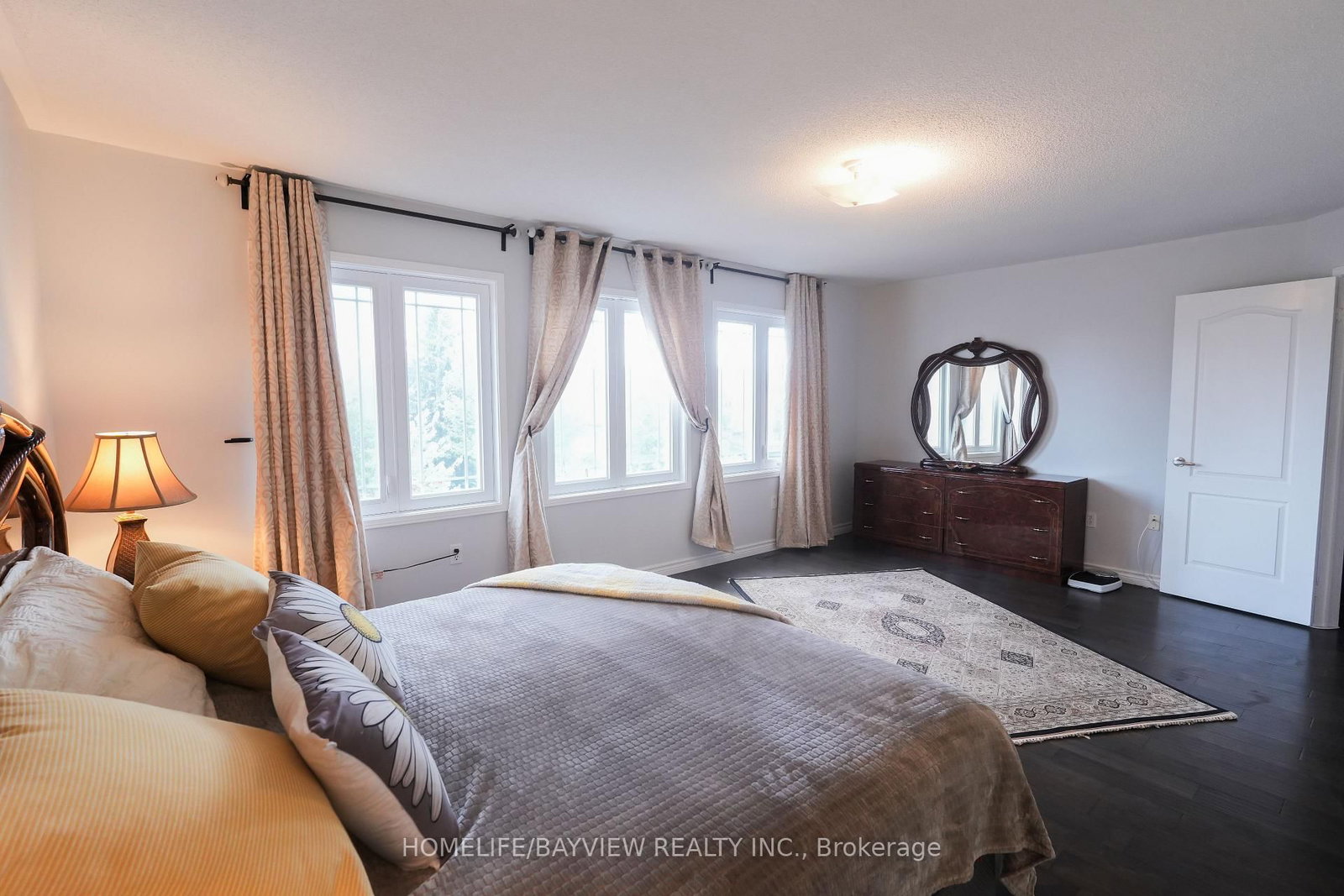 137 Widdifield Avenue • Newmarket, ON photo 45