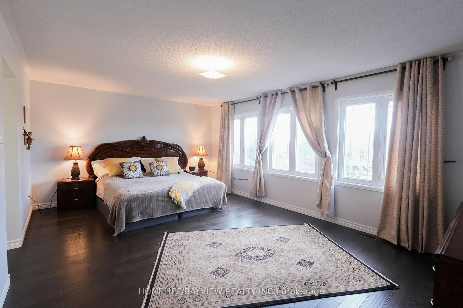 137 Widdifield Avenue • Newmarket, ON photo 48