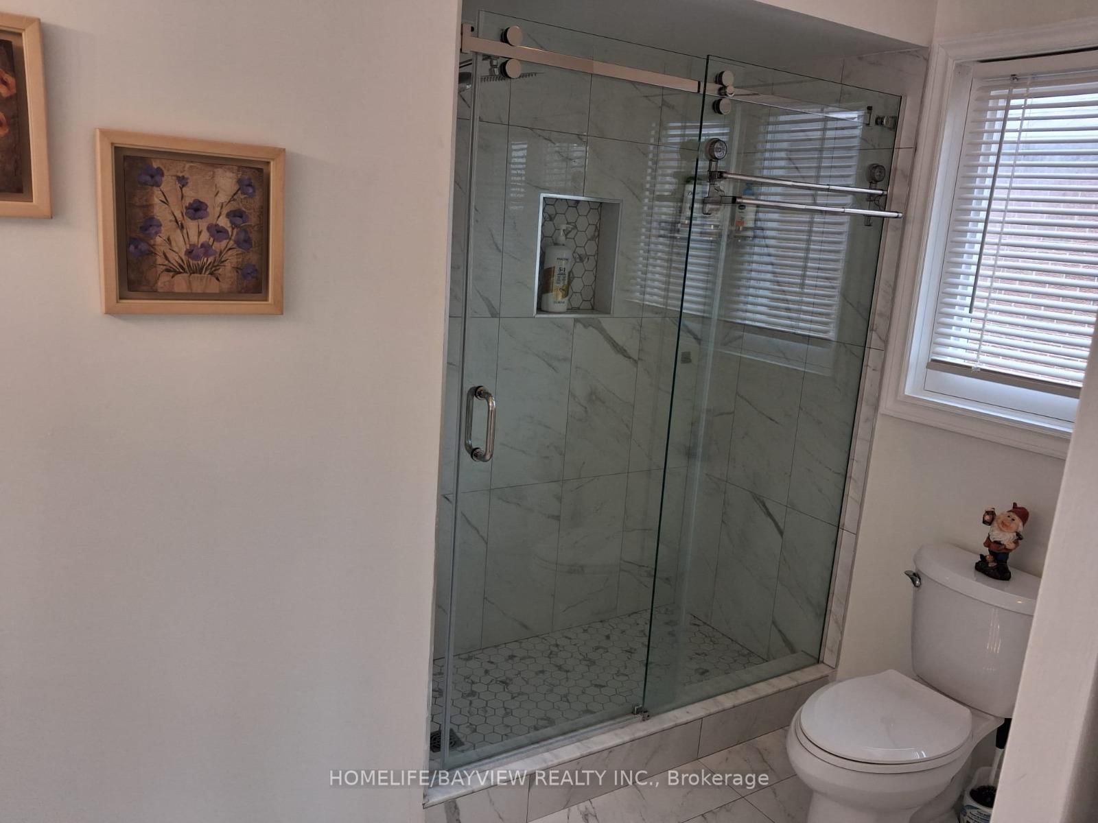 137 Widdifield Avenue • Newmarket, ON photo 50