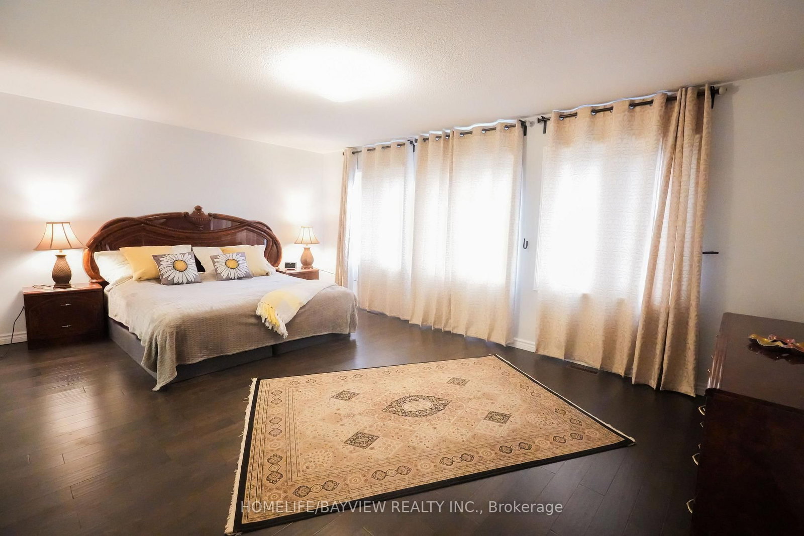 137 Widdifield Avenue • Newmarket, ON photo 53