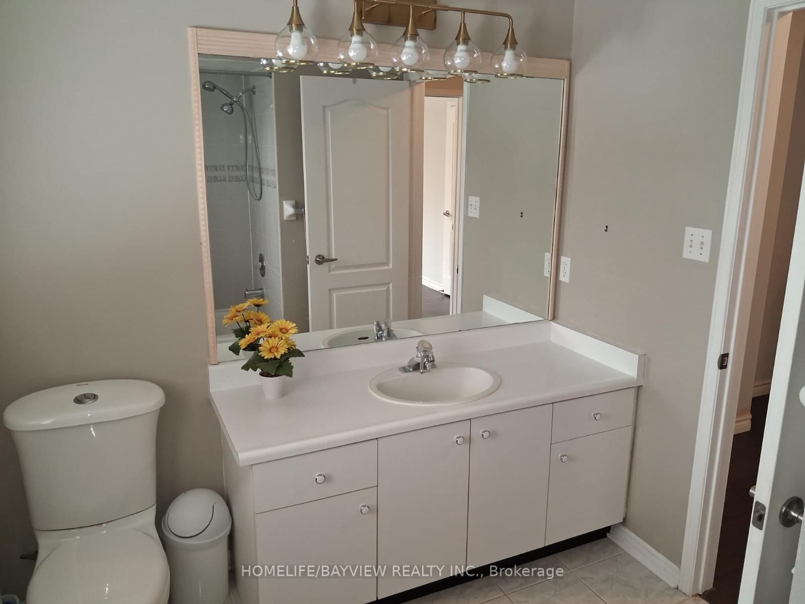 137 Widdifield Avenue • Newmarket, ON photo 65